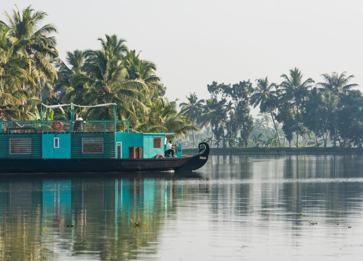 Purity At Lake Vembanad Mararikulam Esterno foto